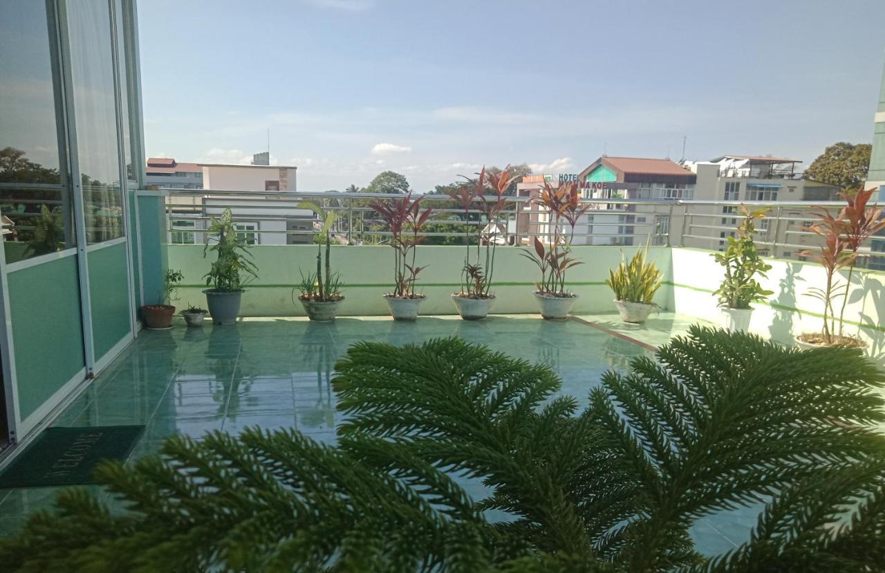 Nay Chi Lin Hotel Puthein Exterior foto
